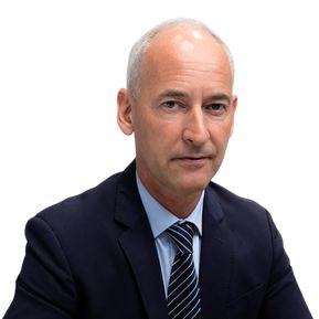 Dr. Peter Lassu, Consultant General and Vascular Surgeon at ELEMENTAL Day Surgical Center, Dubai