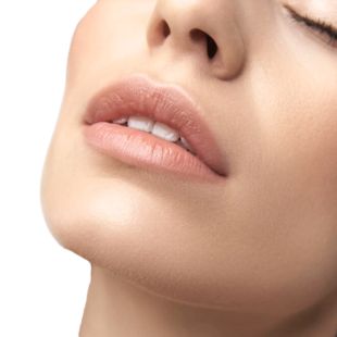 Lip Lift (Bullhorn) at ELEMENTAL Day Surgical Center, Dubai