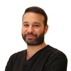 Dr. Muntaser Alawi, Specialist Dermatologist at ELEMENTAL Day Surgical Center, Dubai