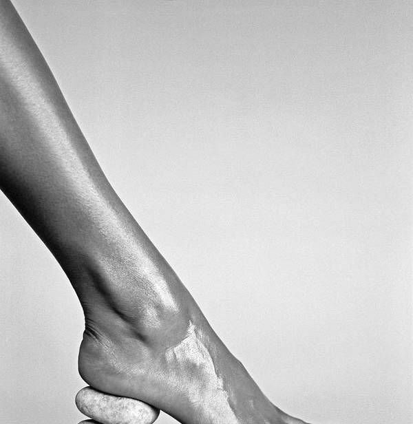 Vein consultation with a vascular surgeon at ELEMENTAL Day Surgical Center, Jumeirah 1, Dubai